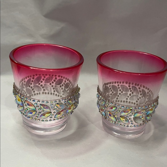 Hand Crafted Pink Rhinestone Embellished Shot Glasses - Picture 4 of 9